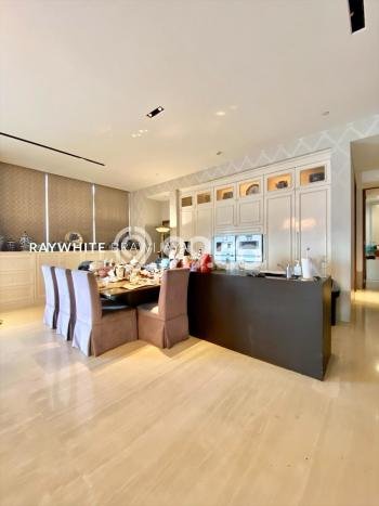FOR SALE Hunian Apartemen High-Class di Kebayoran Baru dengan 3 Kamar Tidur & Luas 460m2 FOR SALE Hunian Apartemen High-Class di Kebayoran Baru dengan 3 Kamar Tidur & Luas 460m2