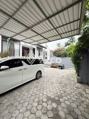Rumah Elit LB 350m2 Siap Pakai Desain Elegan di Ampera, Jakarta Selatan Rumah Elit LB 350m2 Siap Pakai Desain Elegan di Ampera, Jakarta Selatan