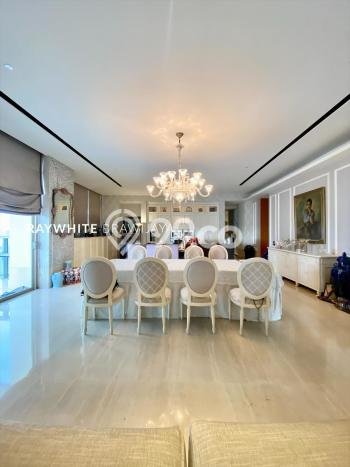 FOR SALE Hunian Apartemen High-Class di Kebayoran Baru dengan 3 Kamar Tidur & Luas 460m2 FOR SALE Hunian Apartemen High-Class di Kebayoran Baru dengan 3 Kamar Tidur & Luas 460m2