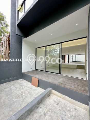Hunian Super Elit dengan Akses Paling Strategis di TB Simatupang, Jakarta Selatan Hunian Super Elit dengan Akses Paling Strategis di TB Simatupang, Jakarta Selatan