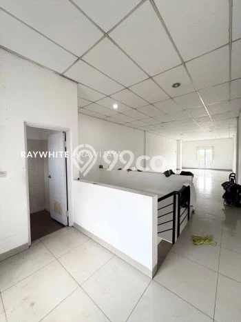 Ruko Dijual di Jakarta Selatan LT 112m2 & LB 261m2 Lokasi Terbaik! Ruko Dijual di Jakarta Selatan LT 112m2 & LB 261m2 Lokasi Terbaik!