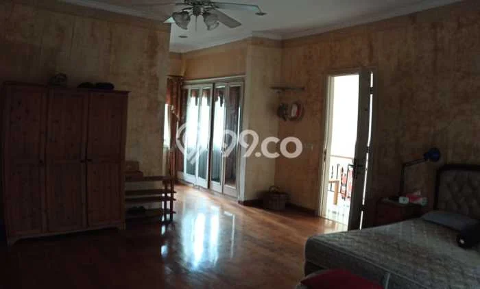 For Sale! Premium House LT 1769m2 Desain Elegan di Sentul For Sale! Premium House LT 1769m2 Desain Elegan di Sentul