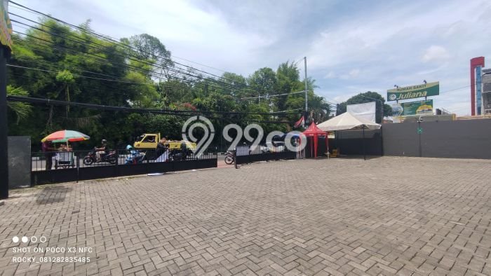 Komersial Disewa di Bogor dengan LB 400m2 Area Komersial Ramai Komersial Disewa di Bogor dengan LB 400m2 Area Komersial Ramai