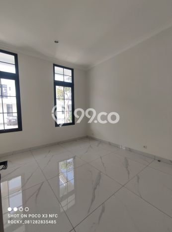 Hunian Elit LB 226m2 Siap Pakai Desain Elegan di Summarecon Bogor, Bogor Hunian Elit LB 226m2 Siap Pakai Desain Elegan di Summarecon Bogor, Bogor