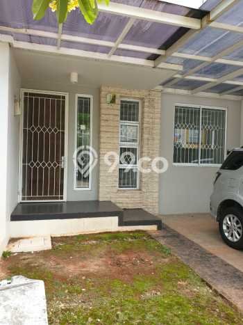 Rumah Modern 2 KT di Cibubur Jakarta Timur Rumah Modern 2 KT di Cibubur Jakarta Timur