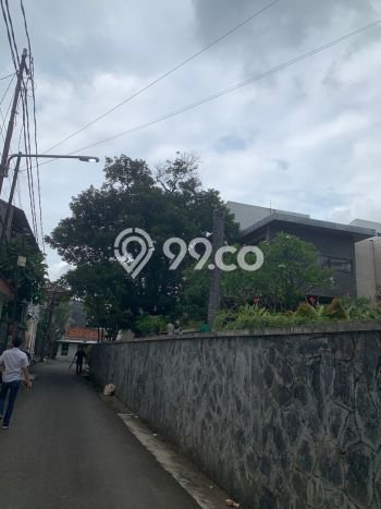 Hunian Mewah LB 210m2 Siap Pakai Desain Elegan di Kemang, Jakarta Selatan Hunian Mewah LB 210m2 Siap Pakai Desain Elegan di Kemang, Jakarta Selatan
