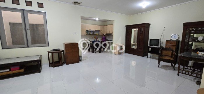 Rumah Luxury Modern Tanpa Renovasi di BSD Tangerang Rumah Luxury Modern Tanpa Renovasi di BSD Tangerang