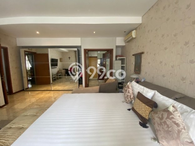 Dijual Rumah Luas Elegan Dengan View Eksklusif di Lebak Bulus, Jakarta Selatan Dijual Rumah Luas Elegan Dengan View Eksklusif di Lebak Bulus, Jakarta Selatan