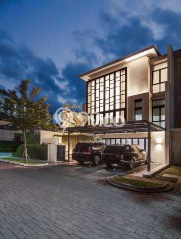 Rumah Elit Modern Tanpa Renovasi di BSD Tangerang Rumah Elit Modern Tanpa Renovasi di BSD Tangerang