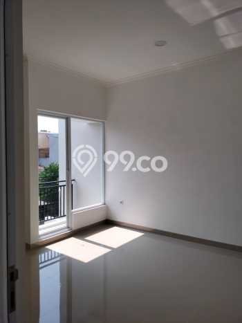 Jual Rumah Luas Elegan Dengan View Cantik di BSD City, Tangerang Jual Rumah Luas Elegan Dengan View Cantik di BSD City, Tangerang