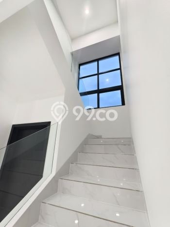 Jual Rumah Luas Megah Dengan View Eksklusif di BSD De Park, Tangerang Jual Rumah Luas Megah Dengan View Eksklusif di BSD De Park, Tangerang