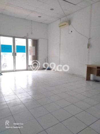 Gudang Premium Kawasan Gading Serpong, Luas 187m², Jalan Utama, Berkembang Gudang Premium Kawasan Gading Serpong, Luas 187m², Jalan Utama, Berkembang