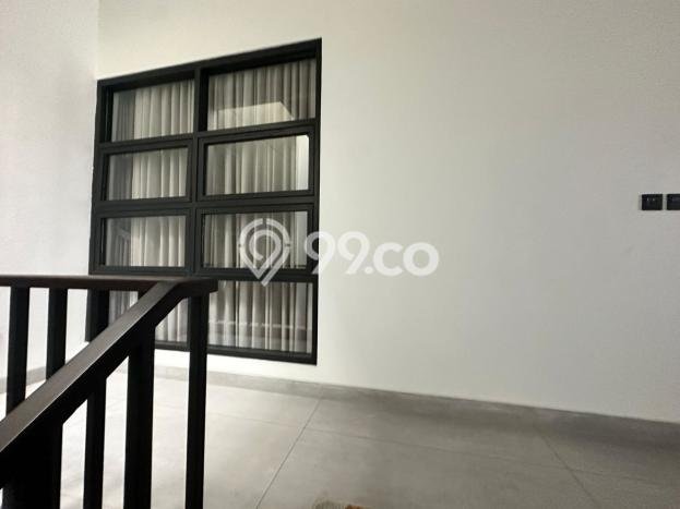 Dijual Rumah Luas Megah Dengan View Cantik di Taman Kencana, Jakarta Barat Dijual Rumah Luas Megah Dengan View Cantik di Taman Kencana, Jakarta Barat
