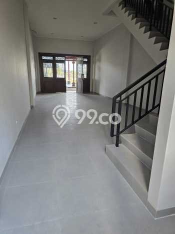 Area Ramai! Ruko Dijual di Pantai Indah Kapuk untuk Bisnis Luas Bangunan 200m2 Area Ramai! Ruko Dijual di Pantai Indah Kapuk untuk Bisnis Luas Bangunan 200m2
