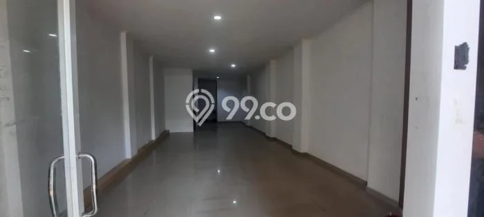 Ruko untuk Disewa di Pusat Jakarta Utara Luas Bangunan 200m2 Ruko untuk Disewa di Pusat Jakarta Utara Luas Bangunan 200m2