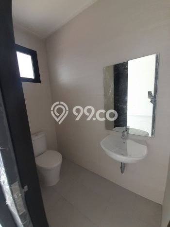 Dijual Rumah Luas Elegan Dengan View Eksklusif di Golf Island, Jakarta Utara Dijual Rumah Luas Elegan Dengan View Eksklusif di Golf Island, Jakarta Utara