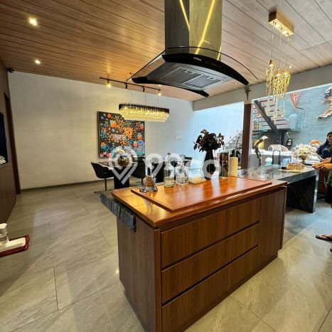 Jual Rumah Mewah Megah Dengan View Cantik di Alam Sutera, Tangerang Jual Rumah Mewah Megah Dengan View Cantik di Alam Sutera, Tangerang