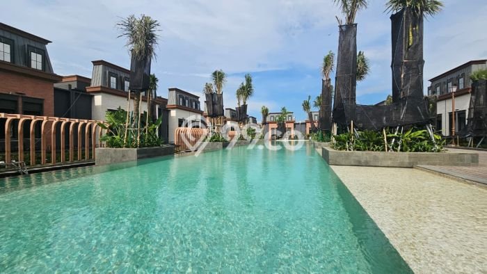 Rumah Elit Modern Tanpa Renovasi di Pantai Indah Kapuk 2 Jakarta Utara Rumah Elit Modern Tanpa Renovasi di Pantai Indah Kapuk 2 Jakarta Utara