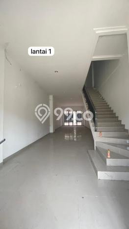 Ruko Bagus Dijual LB 270m2 Lokasi Strategis Jakarta Utara Area Cocok untuk Berbisnis Ruko Bagus Dijual LB 270m2 Lokasi Strategis Jakarta Utara Area Cocok untuk Berbisnis