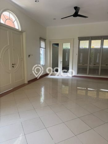 Sewa Rumah Harga Terjangkau di Pantai Indah Kapuk Jakarta Utara dengan 3 Kamar Tidur Sewa Rumah Harga Terjangkau di Pantai Indah Kapuk Jakarta Utara dengan 3 Kamar Tidur