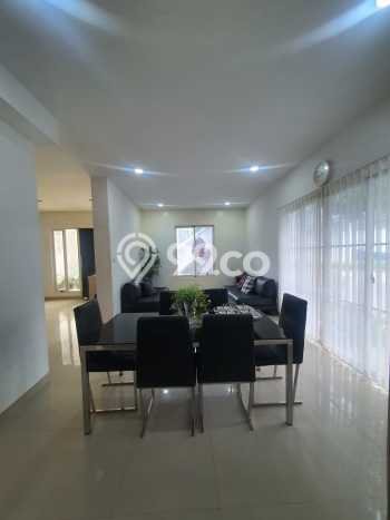 Rumah Mewah LB 300m2 Siap Pakai Desain Elegan di Pantai Indah Kapuk, Jakarta Utara Rumah Mewah LB 300m2 Siap Pakai Desain Elegan di Pantai Indah Kapuk, Jakarta Utara