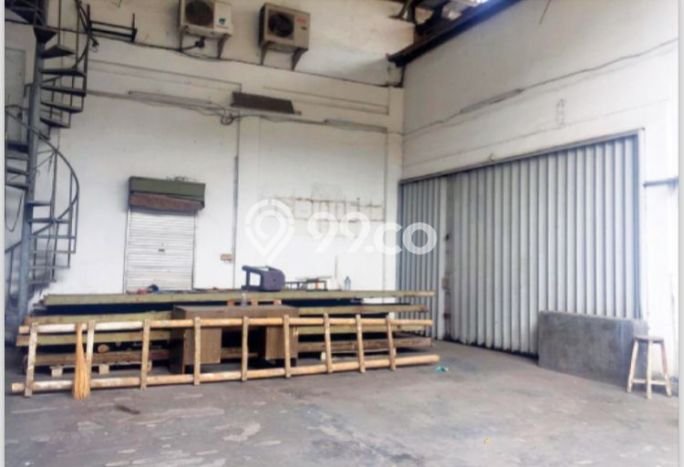 Pabrik Strategis di Kamal, Luas 1700m², Lokasi Jalan Utama Pabrik Strategis di Kamal, Luas 1700m², Lokasi Jalan Utama
