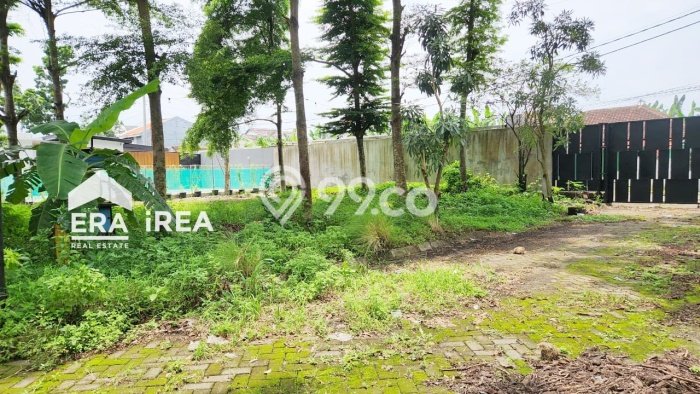 Lahan Strategis di Solo Baru Dijual dengan Luas 194m2 Lahan Strategis di Solo Baru Dijual dengan Luas 194m2