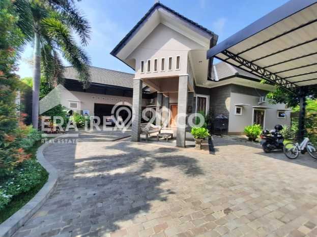 Rumah Mewah Siap Huni LT 1247m2 di Tasikmadu, Karanganyar Rumah Mewah Siap Huni LT 1247m2 di Tasikmadu, Karanganyar