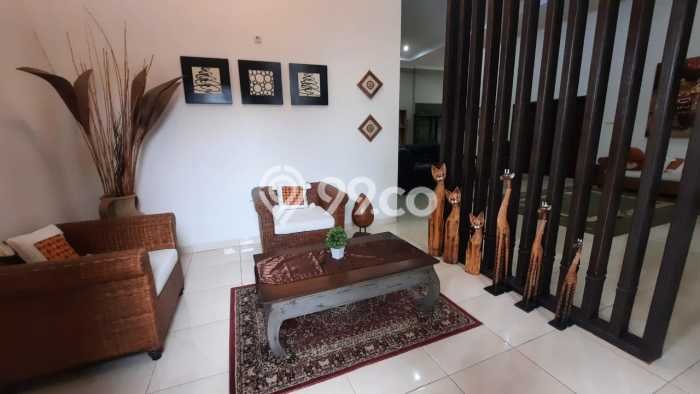 Rumah Mewah Siap Huni LT 1247m2 di Tasikmadu, Karanganyar Rumah Mewah Siap Huni LT 1247m2 di Tasikmadu, Karanganyar