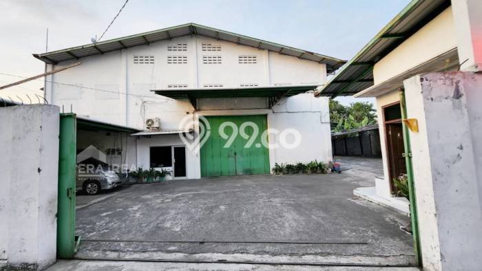 Unit Gudang Dijual di Mojolaban Sukoharjo Luas Tanah 1214m2, Luas Bangunan 596m2 Unit Gudang Dijual di Mojolaban Sukoharjo Luas Tanah 1214m2, Luas Bangunan 596m2