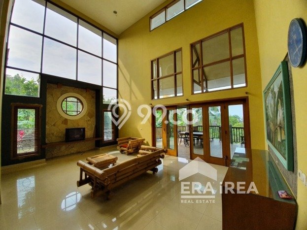 Jual Rumah Bagus Siap Huni LB 230m2 di Karangpandan, Karanganyar Jual Rumah Bagus Siap Huni LB 230m2 di Karangpandan, Karanganyar