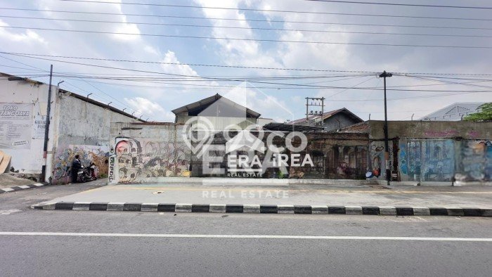 Gudang disewakan lokasi strategis Jebres Surakarta 250m2 Gudang disewakan lokasi strategis Jebres Surakarta 250m2