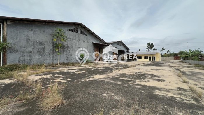 Gudang disewakan lokasi strategis Gemolong Sragen 1500m2 Gudang disewakan lokasi strategis Gemolong Sragen 1500m2