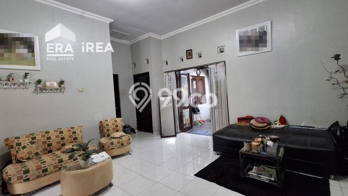 For Sale Rumah 2 Kamar Lokasi Ideal Bagus dan Strategis di Colomadu For Sale Rumah 2 Kamar Lokasi Ideal Bagus dan Strategis di Colomadu