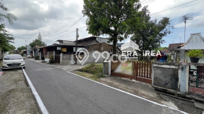 Lahan untuk Dijual di Serengan Solo Luas 377m2 Lahan untuk Dijual di Serengan Solo Luas 377m2