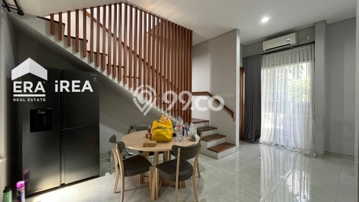 Lokasi strategis! Rumah siap huni dikontrakkan di Kartasura LB 160m2 Lokasi strategis! Rumah siap huni dikontrakkan di Kartasura LB 160m2