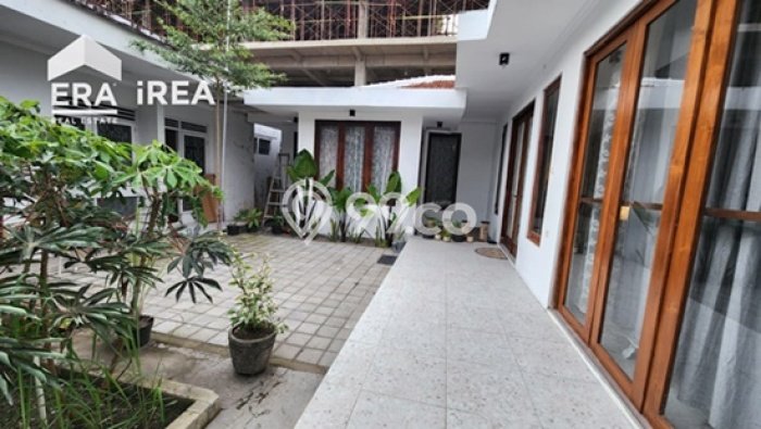 Disewakan Cepat Rumah Kondisi Bagus di Area Laweyan, Solo Disewakan Cepat Rumah Kondisi Bagus di Area Laweyan, Solo
