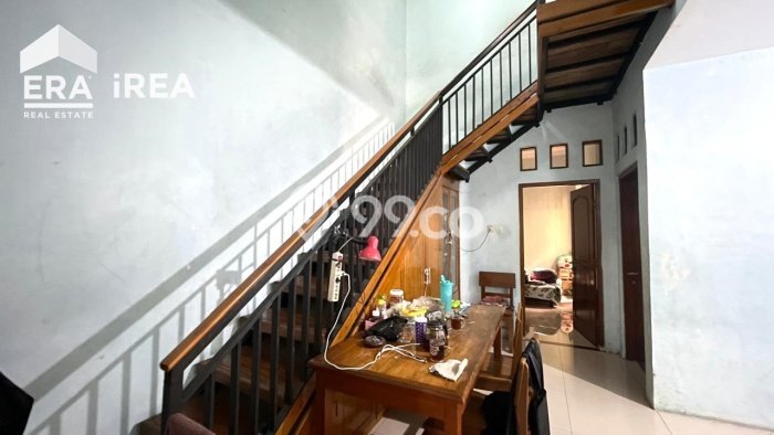 Dijual Rumah Strategis Bagus Punya 5 KT di Colomadu Solo SHM Dijual Rumah Strategis Bagus Punya 5 KT di Colomadu Solo SHM