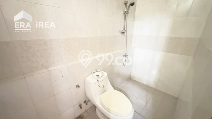 Ruko di Pasar Kliwon, Luas 150m2m², For Rent, Area Bisnis, Ready Untuk Dihuni Ruko di Pasar Kliwon, Luas 150m2m², For Rent, Area Bisnis, Ready Untuk Dihuni