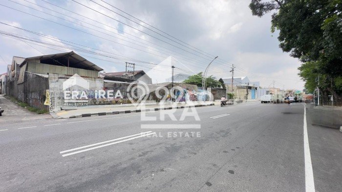 Gudang disewakan lokasi strategis Jebres Surakarta 250m2 Gudang disewakan lokasi strategis Jebres Surakarta 250m2