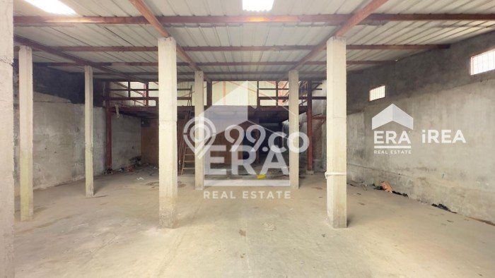 Gudang disewakan lokasi strategis Jebres Surakarta 250m2 Gudang disewakan lokasi strategis Jebres Surakarta 250m2