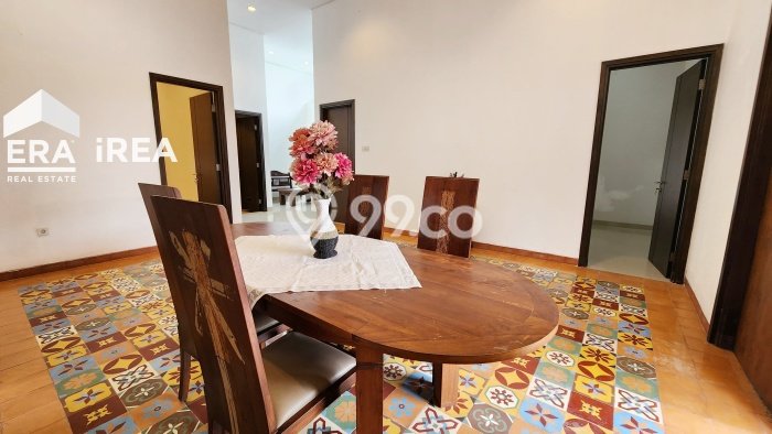 Dijual Rumah Premium dengan Fasilitas Sekitar Lengkap di Kartasura, Sukoharjo Dijual Rumah Premium dengan Fasilitas Sekitar Lengkap di Kartasura, Sukoharjo