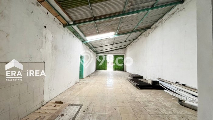 Komersial disewakan lokasi strategis Mojolaban Sukoharjo 380m2 Komersial disewakan lokasi strategis Mojolaban Sukoharjo 380m2