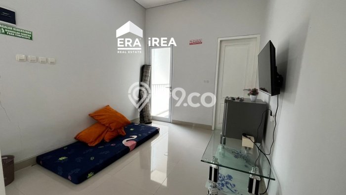 Rumah Bagus Siap Pakai Di Kartasura Luas 100m2 Lokasi Strategis Rumah Bagus Siap Pakai Di Kartasura Luas 100m2 Lokasi Strategis