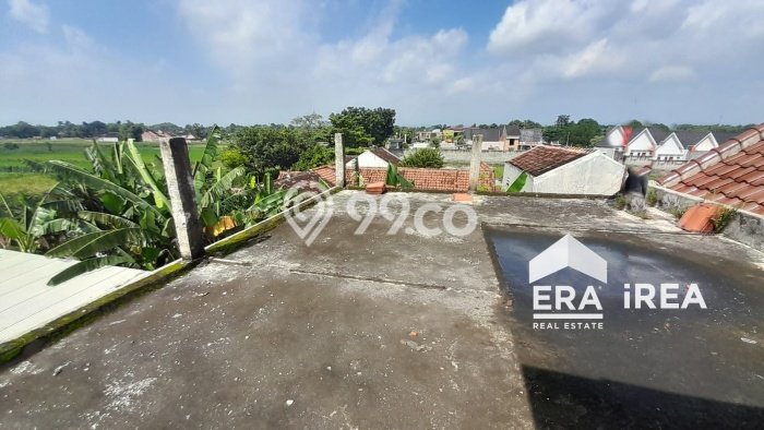 Dijual Rumah Minimalis Bagus Punya 4 KT di Colomadu Solo SHM Dijual Rumah Minimalis Bagus Punya 4 KT di Colomadu Solo SHM