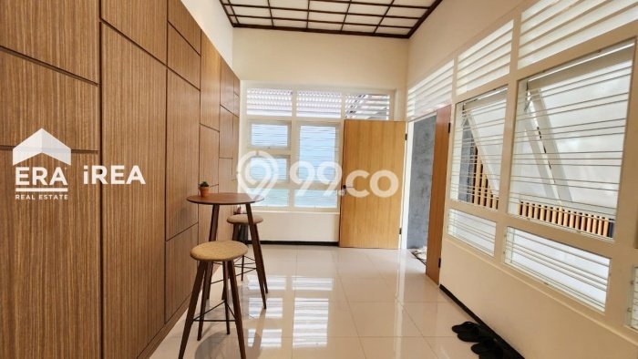 Disewakan Cepat Rumah Kondisi Bagus di Area Pasar Kliwon, Solo Disewakan Cepat Rumah Kondisi Bagus di Area Pasar Kliwon, Solo