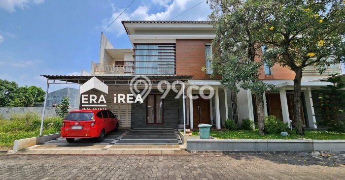 For Sale Rumah Mewah Exclusive di Solo Baru, Solo For Sale Rumah Mewah Exclusive di Solo Baru, Solo