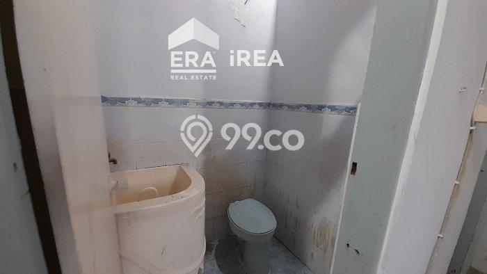 Dijual Cepat Rumah Bagus Siap Huni LB 112m2 di Colomadu, Solo Dijual Cepat Rumah Bagus Siap Huni LB 112m2 di Colomadu, Solo