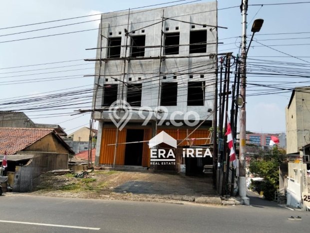 Ruko Kawasan Jebres, Luas 161m², Area Bisnis, Ready Operasi Ruko Kawasan Jebres, Luas 161m², Area Bisnis, Ready Operasi