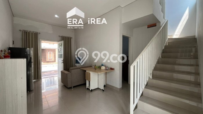 Rumah Bagus Siap Pakai Di Kartasura Luas 100m2 Lokasi Strategis Rumah Bagus Siap Pakai Di Kartasura Luas 100m2 Lokasi Strategis
